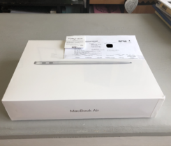 MacBook Air (Retina)