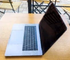 MacBook Pro 15 Retina TouchBar i7 2.8GHz