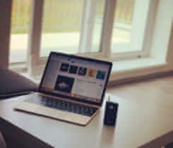 MacBook 12 2017 gold 256gb/8gb ram