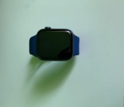 Apple watch series 4 vesmírně šedá