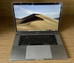 MacBook Pro 15" 256GB 2018, vesmírně šed