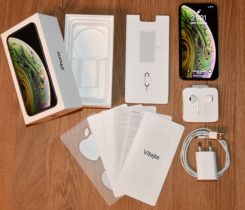 iPhone Xs 256GB Space Gray záruka 9/2020