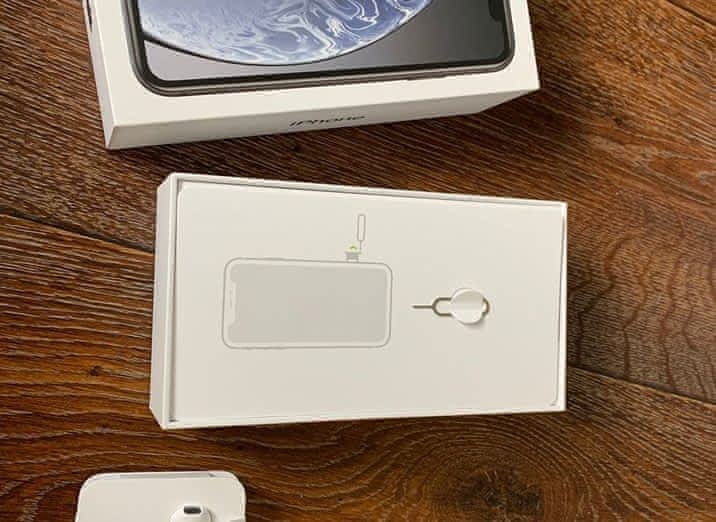 iPhone XR Space Gray, 256GB Apple Bazar