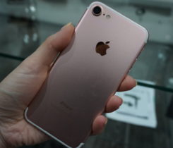 Prodám Iphone 7 32gb