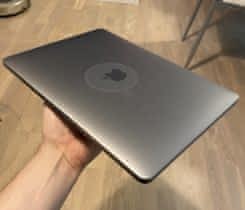 MBP 13" 2017 i5/8GB RAM/256ssd 100% stav