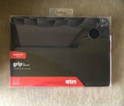 plastový obal zn. STM na MacBook Air 13”