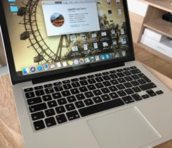 Macbook Pro 13” i5, 16gb, 512gb SSD