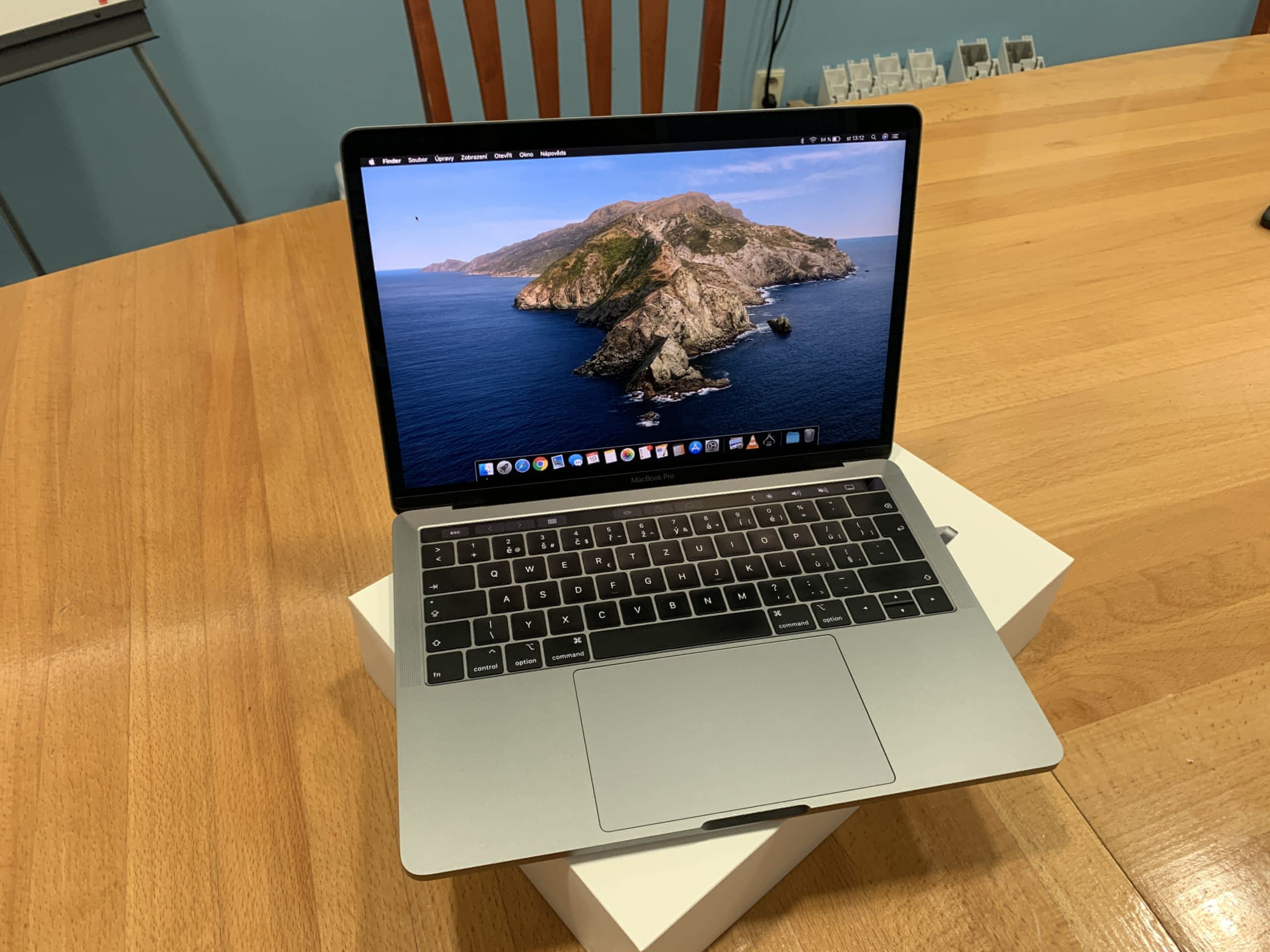 MacBook Pro 13" 2018, záruka do 5/2023 - Apple Bazar