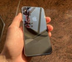iPhone X 64gb vesmírně šedý