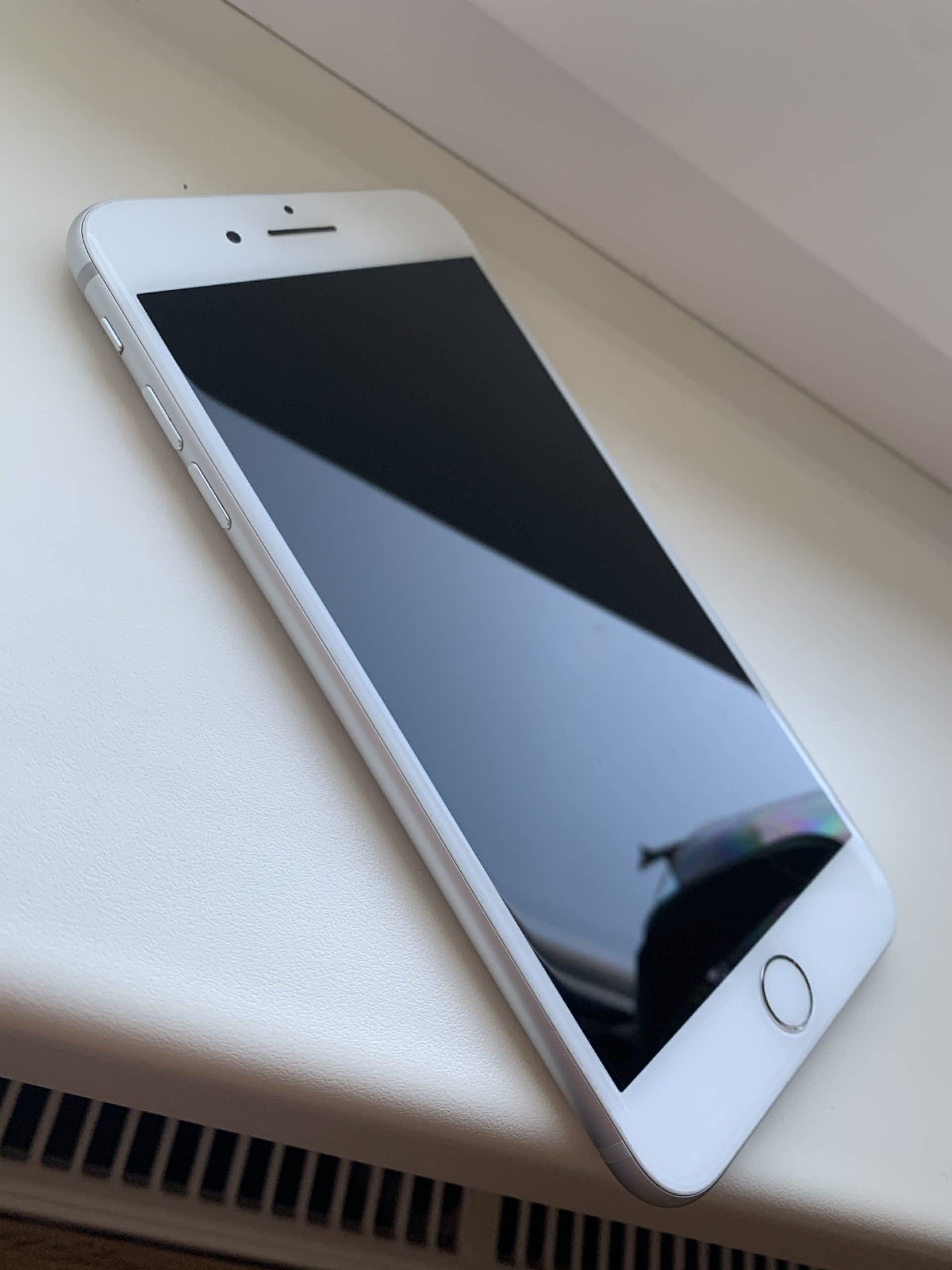 iPhone 7Plus 32GB stříbrná - Apple Bazar