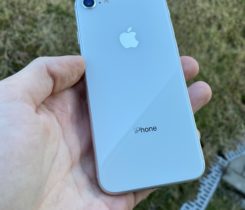 iPhone 8 64gb – Silver