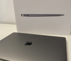 MacBook Air (2019)