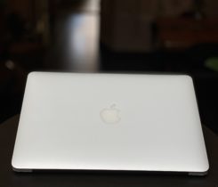 Apple MacBook Air 13 2014