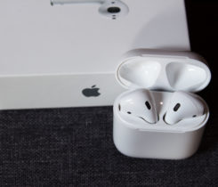 AirPods 2