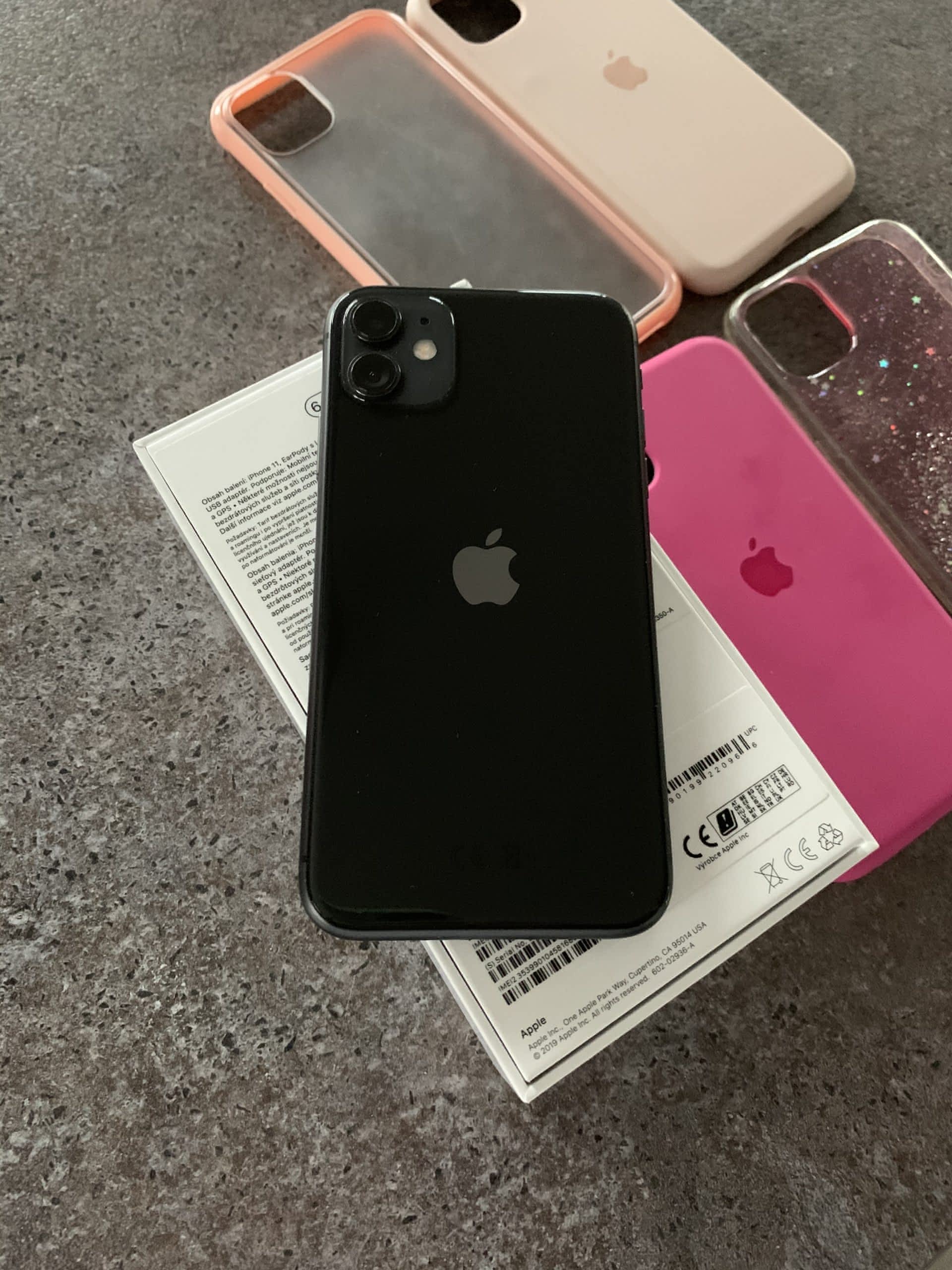 iPhone 11 black 64gb - Apple Bazar