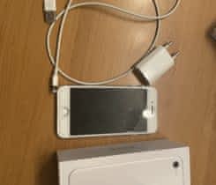 iPhone 8 stříbrný 256gb