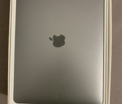 MacBook pro 13 2019/ 128GB