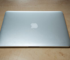 MacBook Pro Early 2015, 16GB RAM 256GB