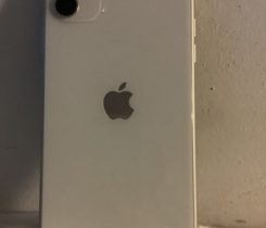 iPhone 11 bílý