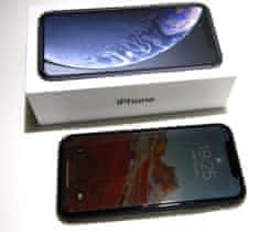 iPhone Xr 64 GB černý