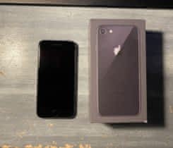 iPhone 8 64 GB + 15 krytů