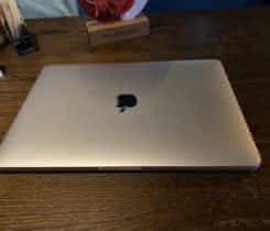 Macbook pro 13” 2017 i5 8GB 500GB