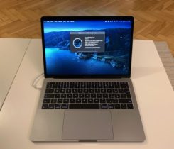 MacBook Pro 13 / 8GB / 256GB (2016)