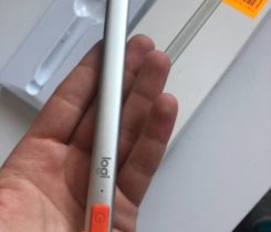 Logitech crayon pencil pro Ipad