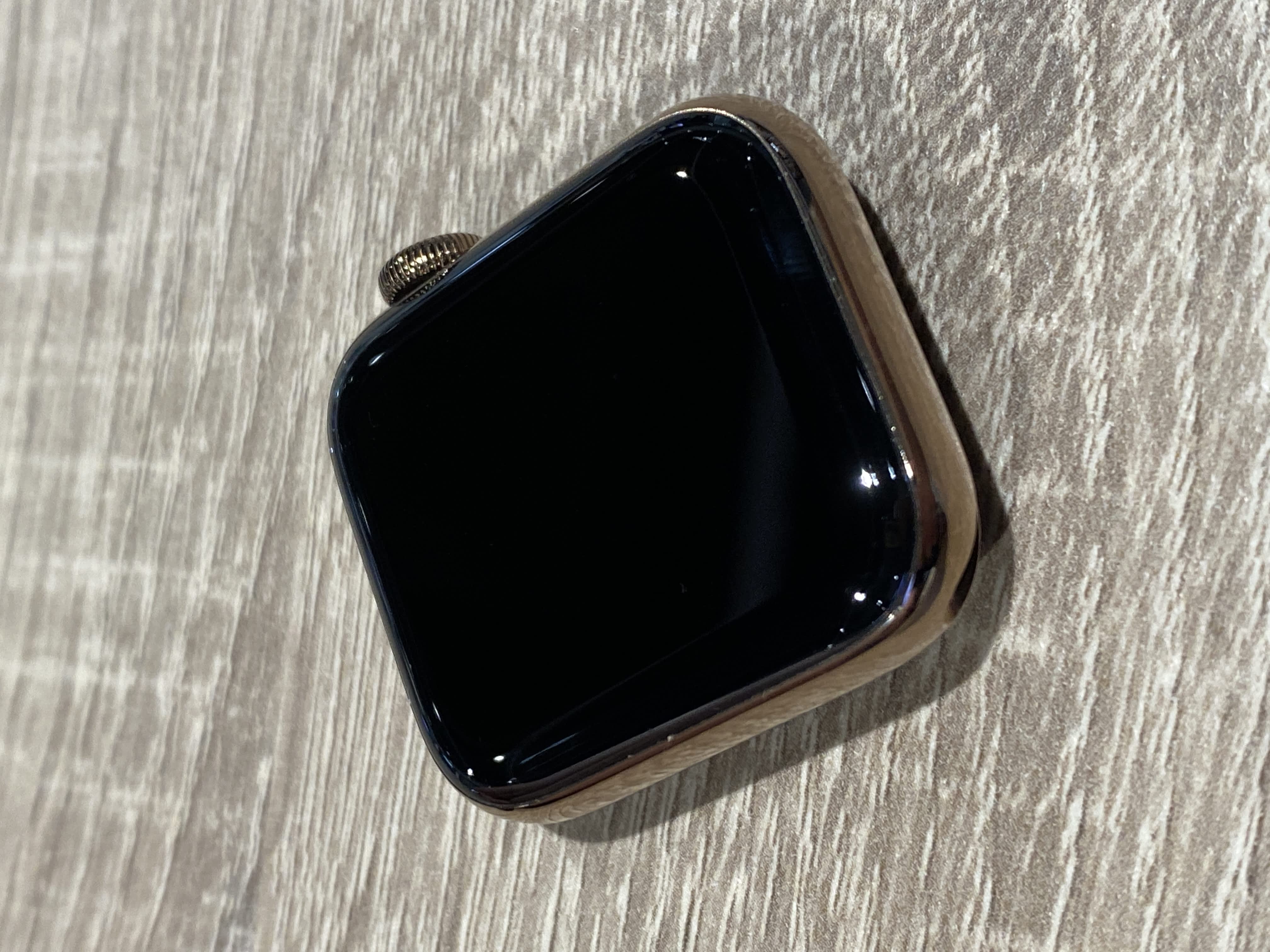 Apple watch Se4年目 40mm ステンレススチール - Apple バザール Apple watch Se4年目 40mm ステンレススチール - Apple バザール