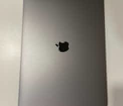 MacBook Pro 2018 15" base model