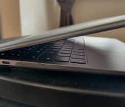 EPICO ochranný kryt MacBook Air 13"