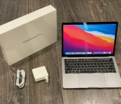 Apple MacBook Pro s TB 2018 i7 16GB RAM