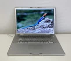 Krásný Apple MacBook Pro 15”