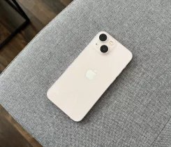 iPhone 13 128GB bílá