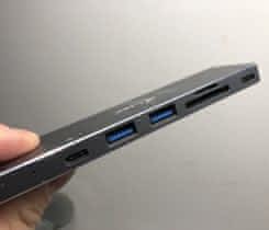 Replikátor portů dokovací stanice