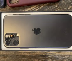 Prodám iPhone 11 Pro vesmírně šedý