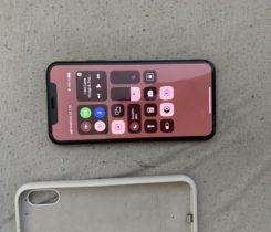 iPhone XS 64GB