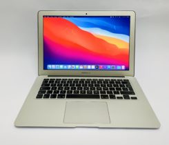 MacBook Air 13,2017,8GB RAM,256GB ZARUKA