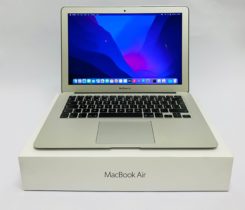 MacBook Air 13,i5,2017, 8GB RAM,128GB