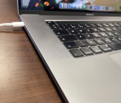 Macbook Pro 16" Intel Core i7,  512gb