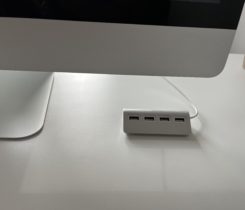 4portový USB hub (USB-B) k iMacu