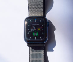 Prodám Apple Watch 6, 40mm, záruka