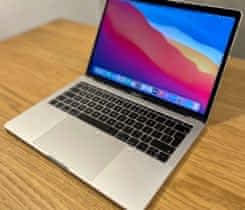 MacBook Pro 13,i5,2017,8RAM,256GB