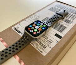 Apple Watch SE (2022) 44 mm