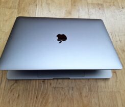 Prodám MacBook Pro 13 TB, 2016, 8GB, 256