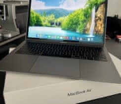 Apple MacBook Air A1932 / 256 GB / 8GB