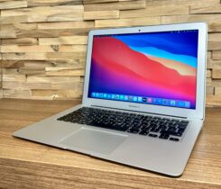 MacBook Air 13,i5,2017,8GB RAM,128GB SSD
