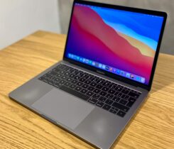 MacBook Pro 13,i5,2017, 16GB RAM, 512GB