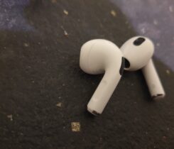 Prodám AirPods generace 3