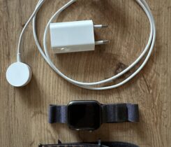 Apple Watch 40mm Series 4 černé